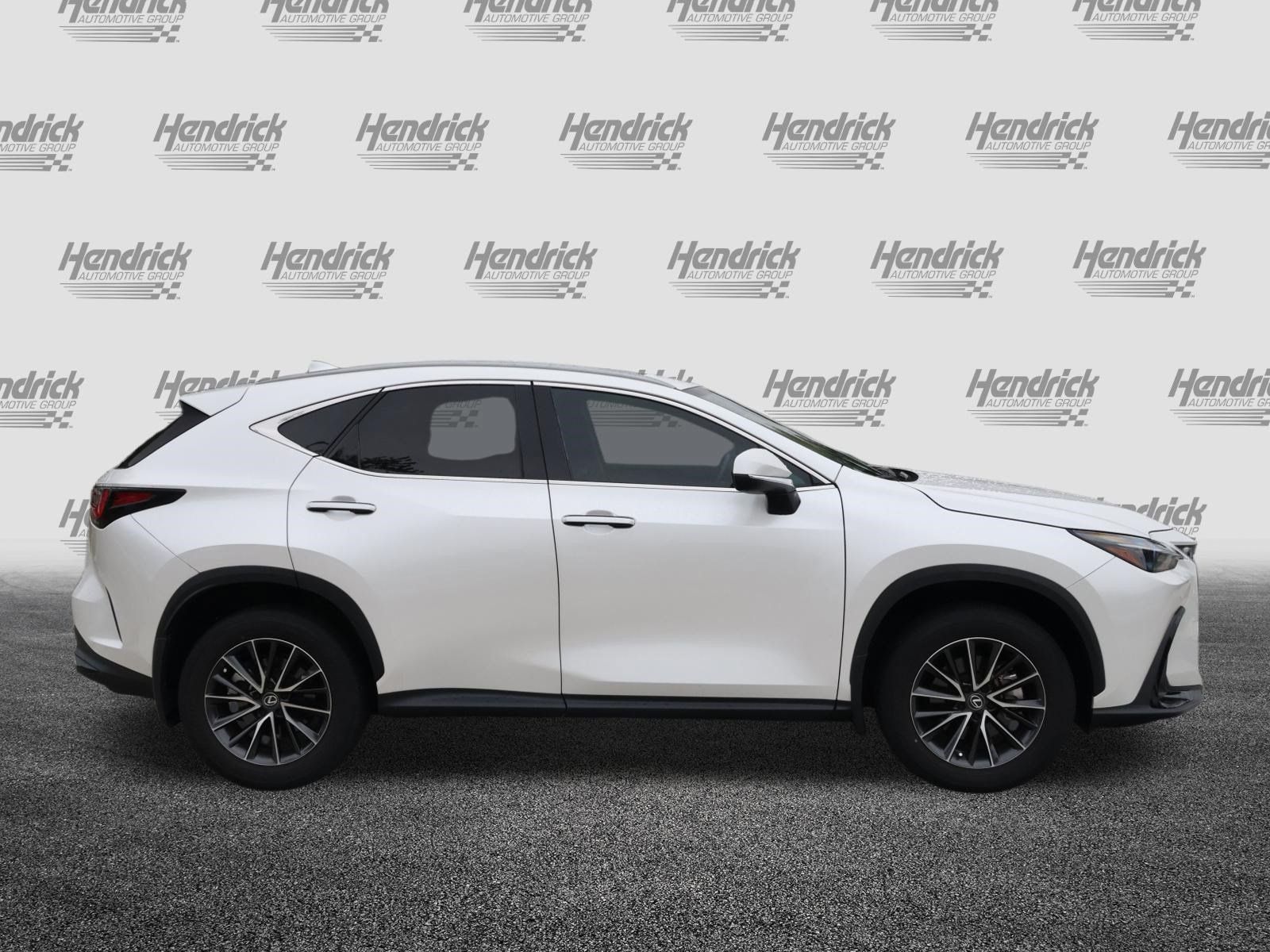 Used 2024 Lexus NX 250 FWD image 10