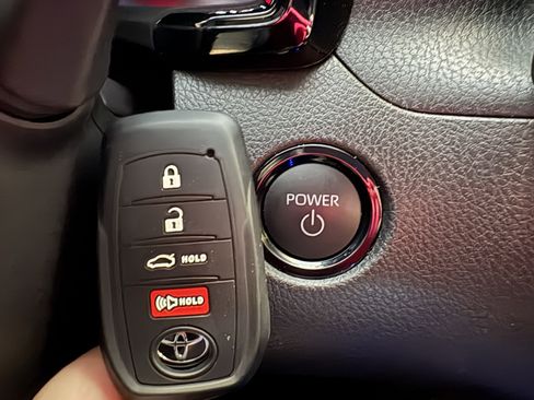 Certified 2025 Toyota Camry LE w/ Convenience Package image 25