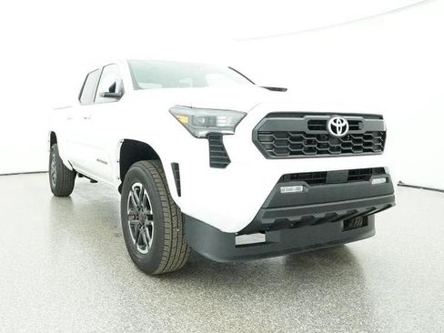 New 2025 Toyota Tacoma TRD Sport image 30