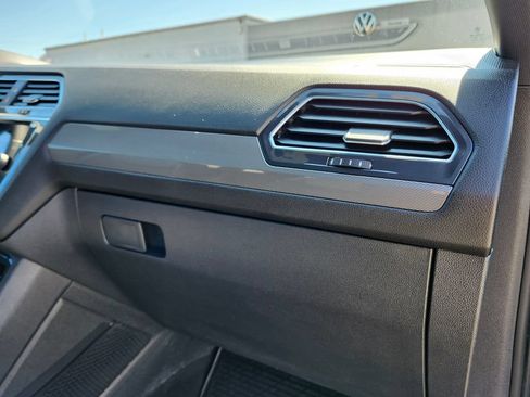 Used 2023 Volkswagen Tiguan SE R-Line AWD/4WD image 13