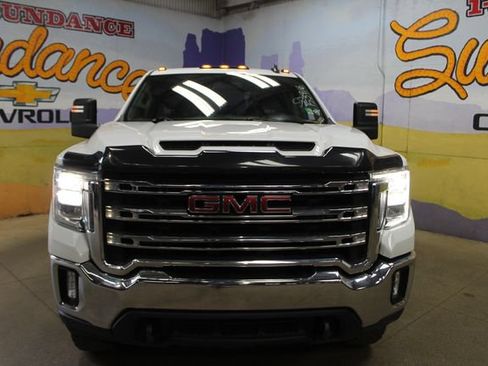 Used 2022 GMC Sierra 2500 SLE w/ SLE Convenience Package AWD/4WD image 3