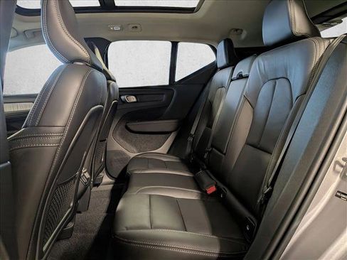 Certified 2026 Volvo XC40 B5 Ultra w/ Climate Package AWD/4WD image 17