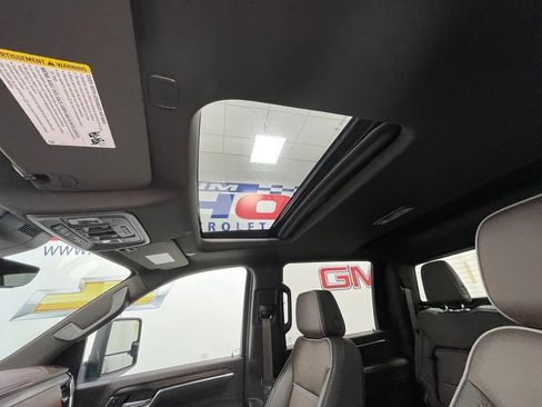 Used 2026 GMC Sierra 2500 Denali w/ Denali Reserve Package AWD/4WD image 16