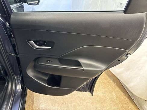 Used 2024 Hyundai Kona Limited AWD/4WD image 28