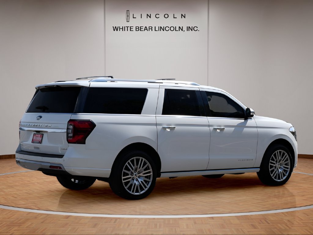 Used 2022 Ford Expedition Max Platinum AWD/4WD image 5