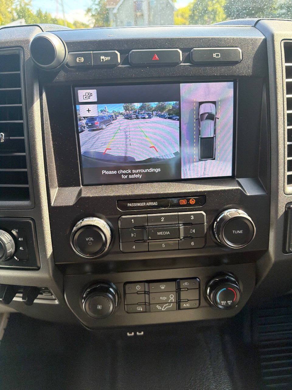 Used 2019 Ford F250 XL w/ Power Equipment Group AWD/4WD image 30