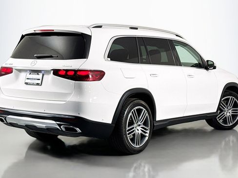 Used 2024 Mercedes-Benz GLS 450 4MATIC image 34