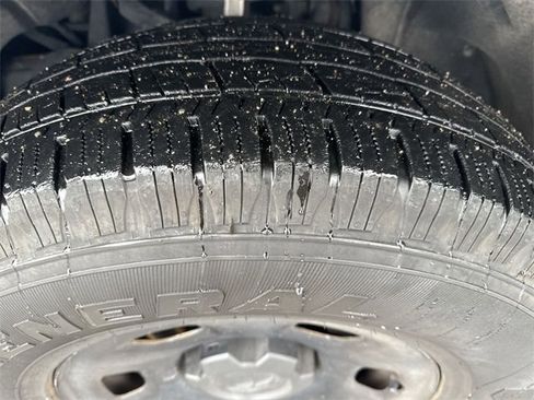 Used 2016 Chevrolet Colorado W/T image 8