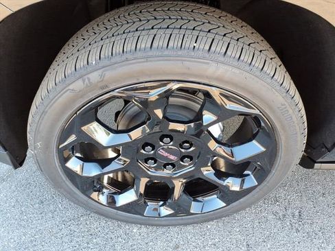 New 2026 GMC Yukon XL Denali Ultimate image 13