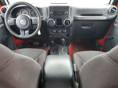 Used 2018 Jeep Wrangler Unlimited Sport image 17