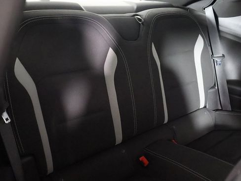 Used 2021 Chevrolet Camaro LT image 27