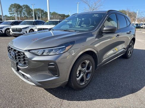 Used 2023 Ford Escape ST-Line image 7