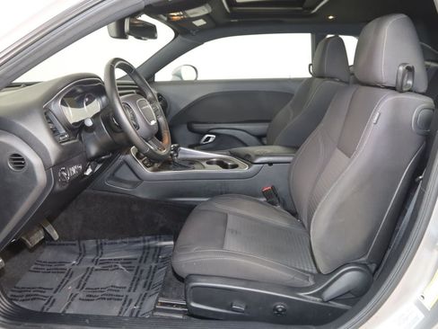 Used 2017 Dodge Challenger R/T w/ Sound Group RWD image 10