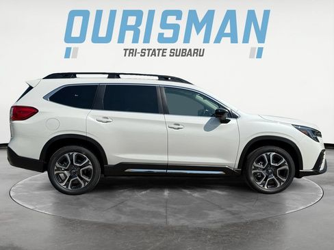 Used 2025 Subaru Ascent Limited w/ Popular Package #2 AWD/4WD image 7