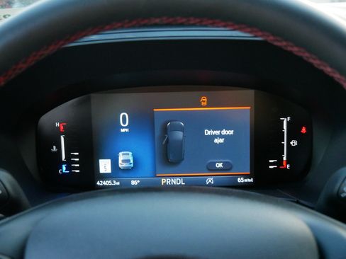 Used 2023 Ford Escape ST-Line w/ Tech Pack #1 AWD/4WD image 21