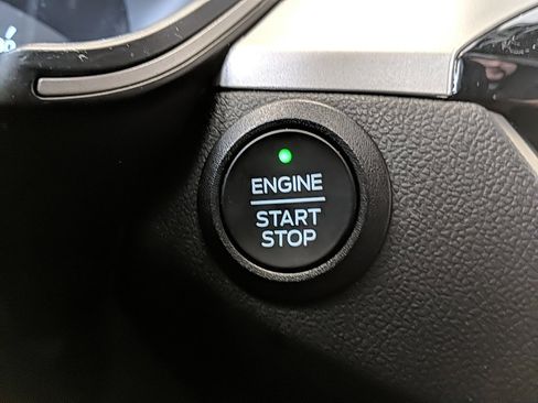 Used 2022 Ford Escape SEL image 25