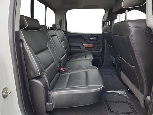 Used 2019 Chevrolet Silverado 2500 High Country image 35