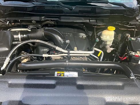 Used 2018 RAM 1500 Lone Star RWD image 13