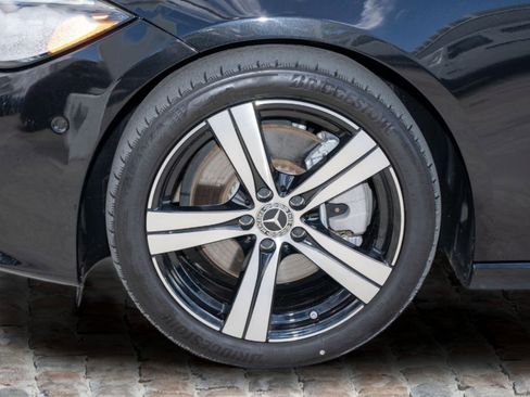 Used 2023 Mercedes-Benz C 300 4MATIC Sedan image 34