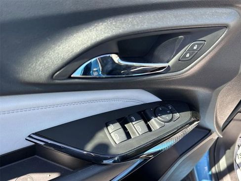 Used 2025 Chevrolet Trax LT w/ Driver Confidence Package image 22