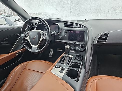 Used 2014 Chevrolet Corvette Z51 w/ 2LT Preferred Equipment Group image 5