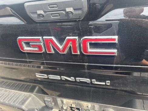 Used 2024 GMC Sierra 1500 Denali w/ Technology Package AWD/4WD image 13