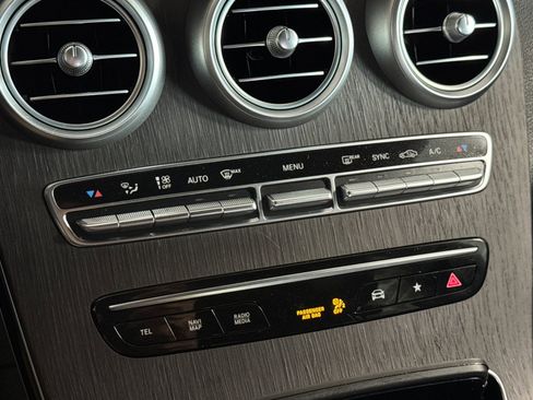 Used 2022 Mercedes-Benz GLC 300 image 20