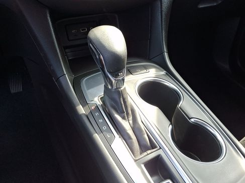 Used 2023 Chevrolet Equinox LT FWD image 15