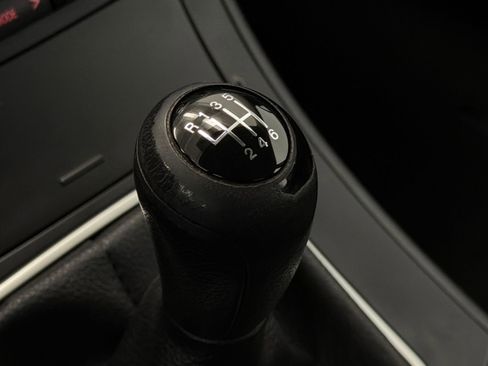 Used 2013 MAZDA MAZDA3 i Touring FWD image 27