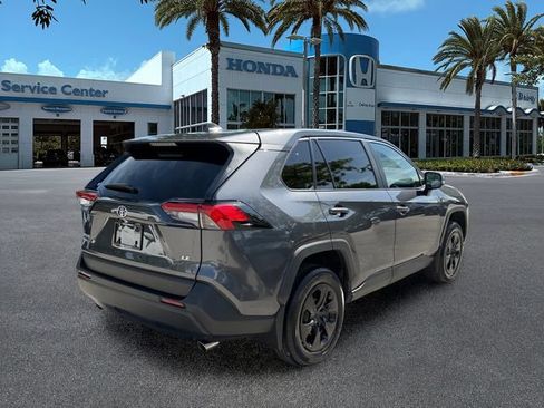 Used 2025 Toyota RAV4 LE FWD image 8