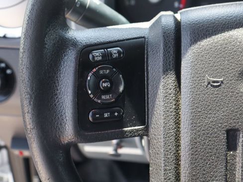 Used 2015 Ford F550 4x4 Regular Cab Super Duty image 28