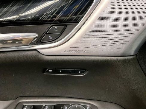 Used 2024 Cadillac XT6 Premium Luxury image 38