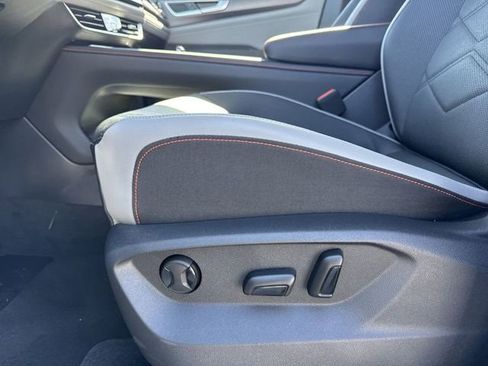 New 2026 Volkswagen Atlas Peak Edition AWD/4WD image 13