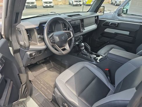 Certified 2024 Ford Bronco Big Bend w/ Sasquatch Package image 19