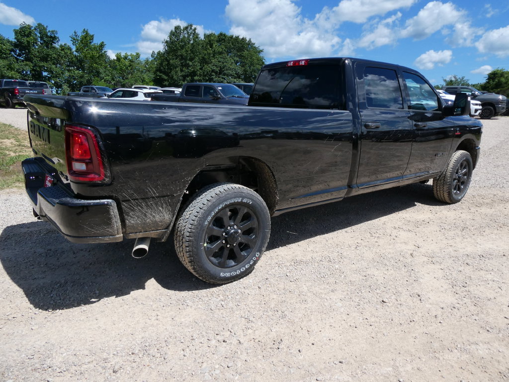 New 2026 RAM 3500 Big Horn AWD/4WD image 5