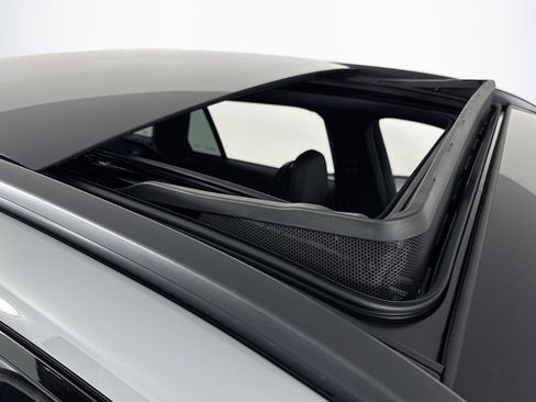 New 2026 Mercedes-Benz GLC 300 GLC 300 image 21