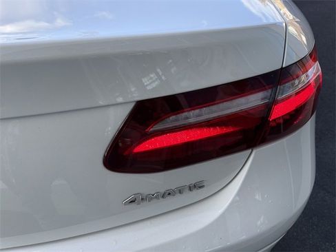 Used 2020 Mercedes-Benz E 450 4MATIC Cabriolet image 37