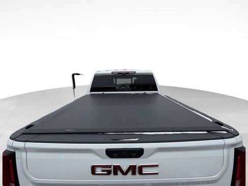 Used 2022 GMC Sierra 2500 AT4 w/ AT4 Preferred Package image 9