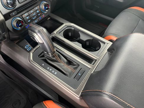 Used 2017 Ford F150 Raptor w/ Equipment Group 802A Luxury AWD/4WD image 22