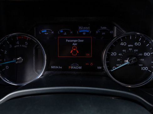 Used 2021 Ford F350 Lariat image 19