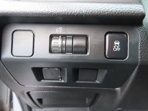 Used 2013 Subaru Impreza 2.0i Sport Limited w/ Popular Pkg 1 image 27