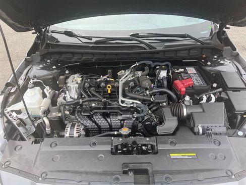 Used 2025 Nissan Altima 2.5 SV image 33