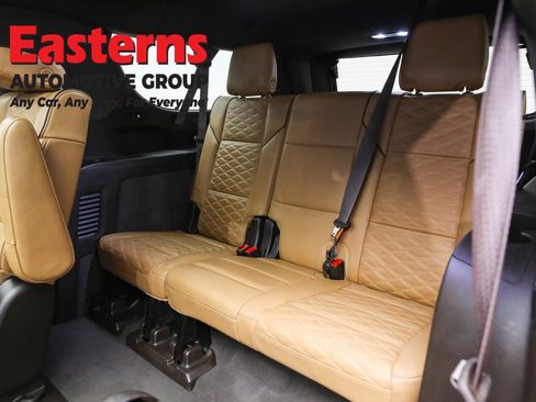 Used 2022 Cadillac Escalade ESV Sport w/ Touring Package image 32