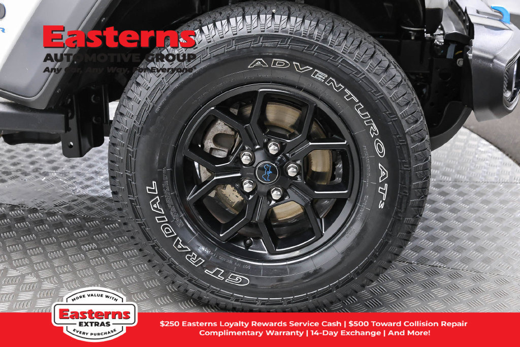 Used 2024 Jeep Wrangler Unlimited AWD/4WD image 35