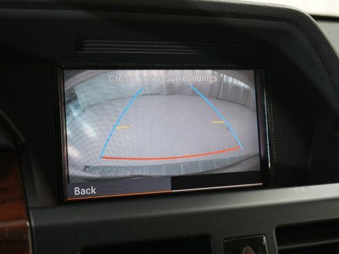 Used 2011 Mercedes-Benz GLK 350 4MATIC image 48