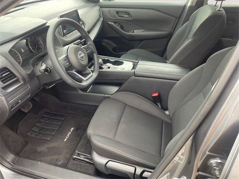 Certified 2024 Nissan Rogue S image 9