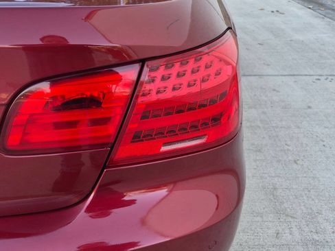 Used 2013 BMW 328i Convertible image 23