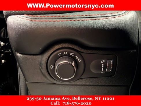 Used 2024 Dodge Durango GT image 44