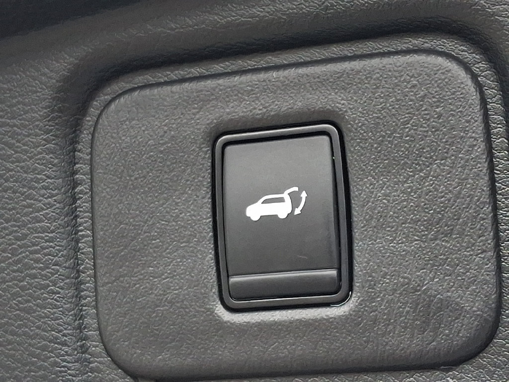 Certified 2023 Nissan Murano SL w/ SL Moonroof Package AWD/4WD image 32