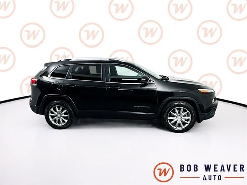 Used 2018 Jeep Cherokee Limited AWD/4WD image 9